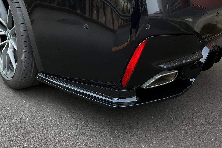 BMW 5 Series G30/G31 2017–2023 Rear bumper corner trim covers (for M-Sport/M5 F90, ABS) Photo 1