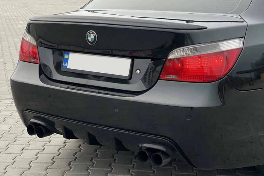 BMW 5 Series E60/E61 2003-2010 Rear Bumper Diffuser (for M-Sport, ABS) Image