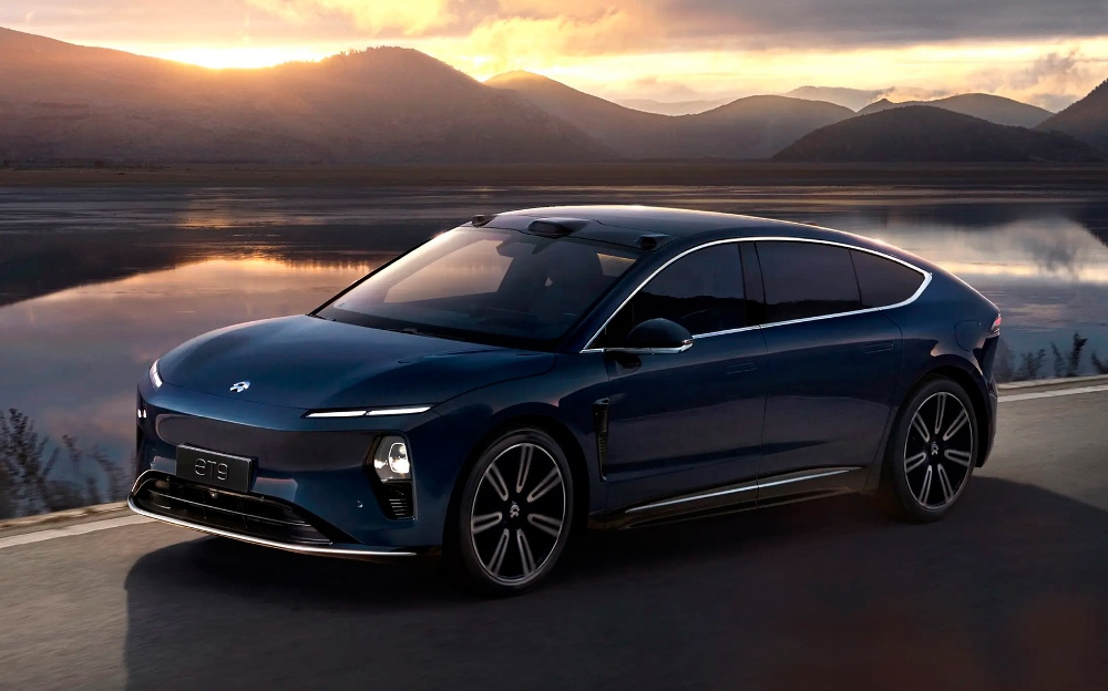 Review of the Nio ET9 Electric Sedan