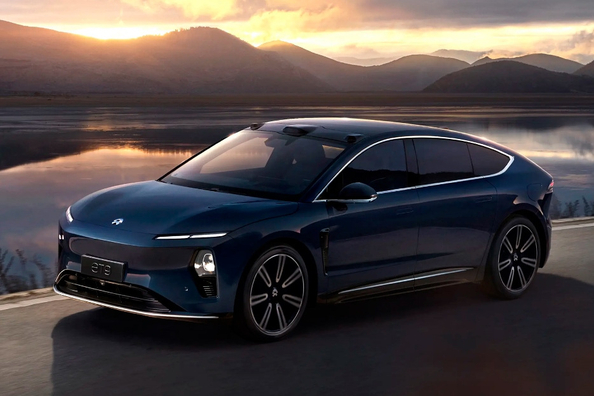 Review of the Nio ET9 Electric Sedan