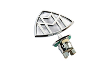Mercedes-Benz Maybach Target Emblem photo 3