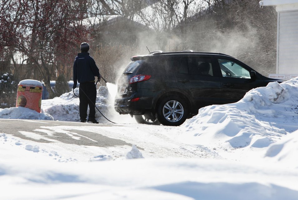 Top 5 Mistakes When Washing Your Car in Winter