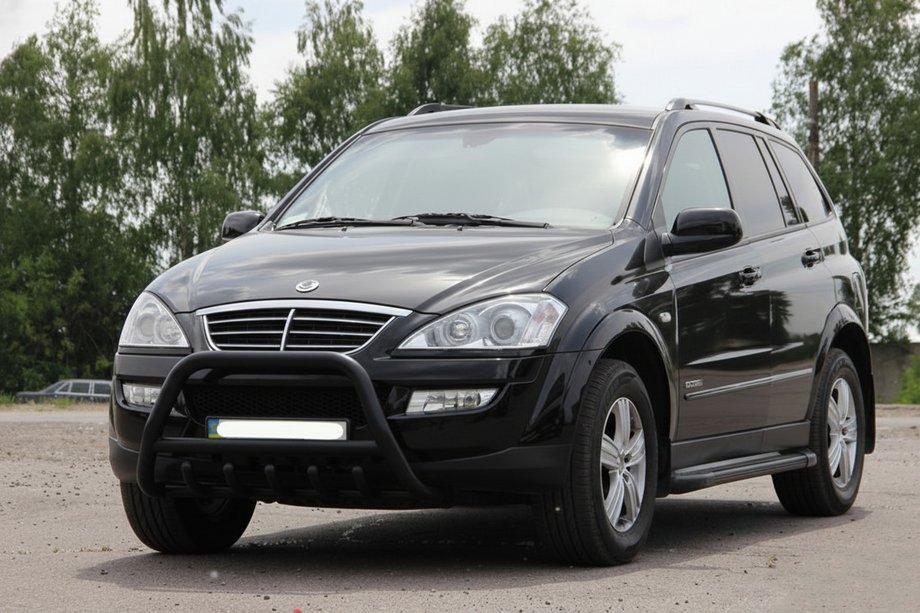 SsangYong Kyron 2005-2014 Bull Bar WT003 Black Stainless Steel Image