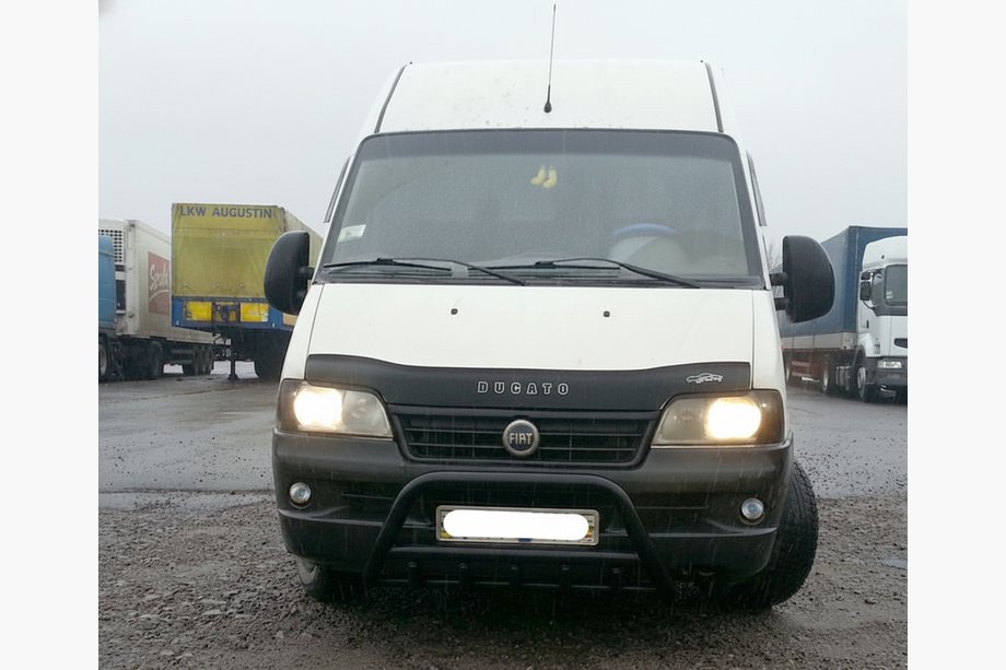 Fiat Ducato 1995-2006 Bull Bar WT003 Black (Stainless Steel) Image