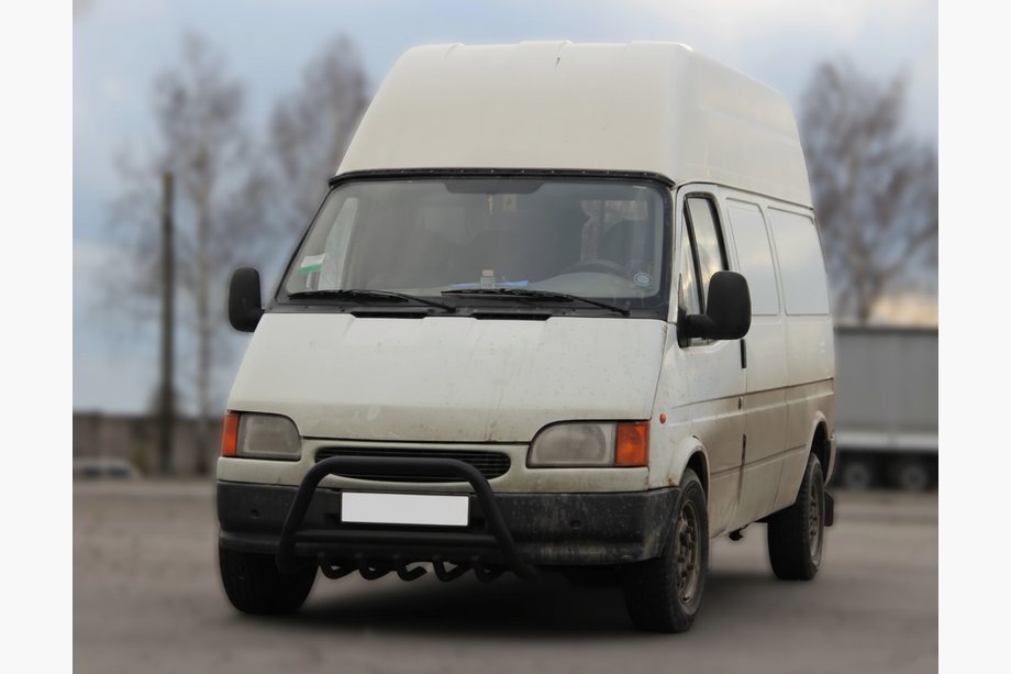 Ford Transit 1991-2000 Bull Bar WT003 Black Stainless Steel Image