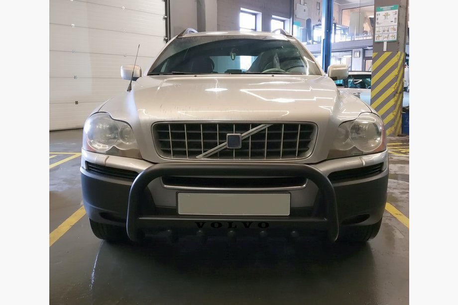 Volvo XC90 2002-2014 Bull Bar WT004 Black (Stainless Steel) Image