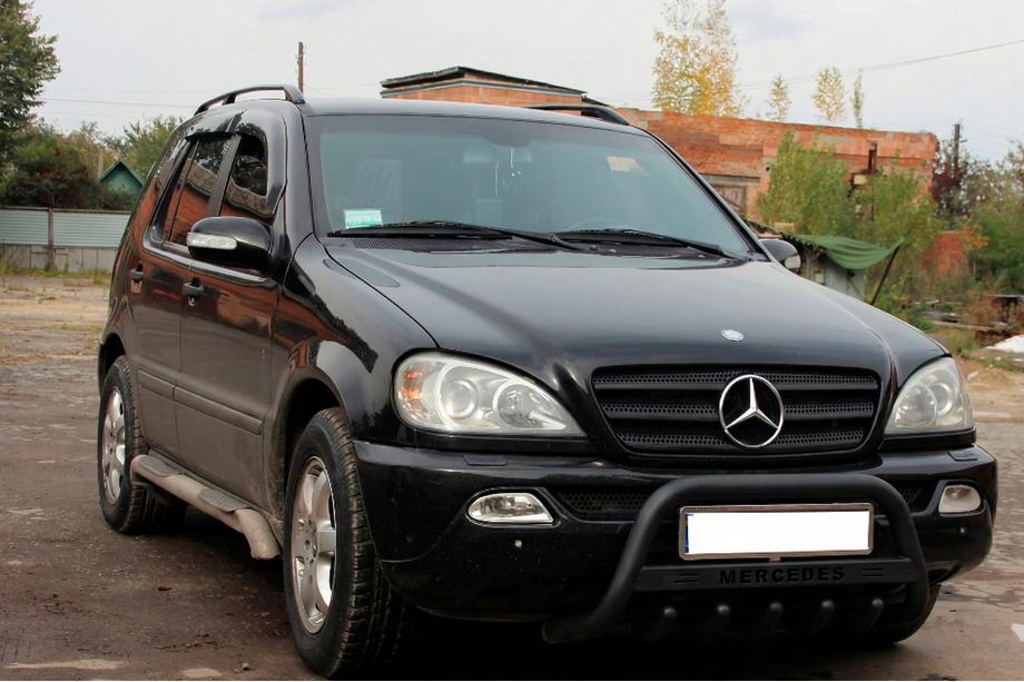 Mercedes ML W163 1997-2005 Bull Bar WT004 Black (Stainless Steel) Image