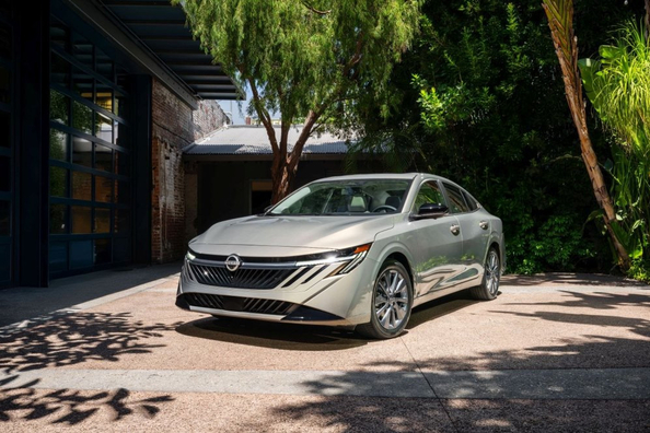 Nissan Sentra 2026 Review: Specifications, Trims, Photos Photo 3