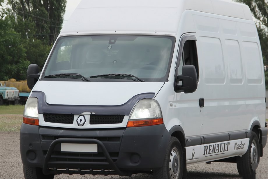 Renault Master 1998-2010 Front Bar WT003 Black (Stainless Steel) Image