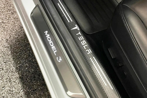 What Are the Benefits of Car Door Sill Protectors?