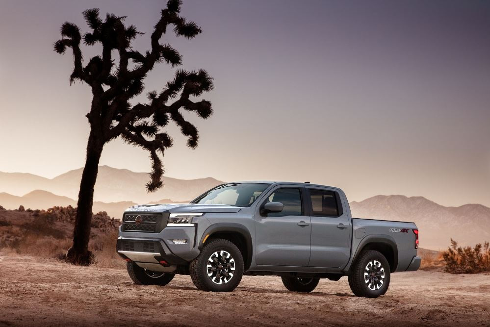 Nissan Frontier III Crew Cab Review: Specs, Trim Levels, Photos