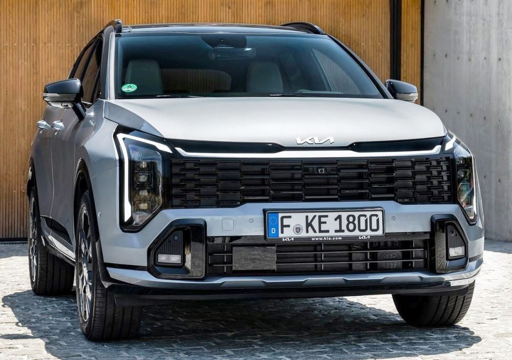 Kia Sportage Fifth Generation (2024 Facelift): Stylish Crossover for an Active Lifestyle