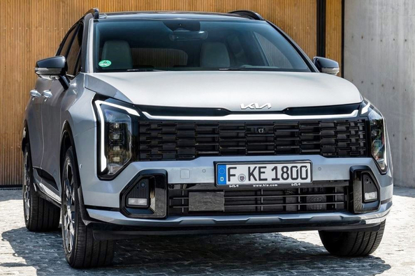 Kia Sportage Fifth Generation (2024 Facelift): Stylish Crossover for an Active Lifestyle