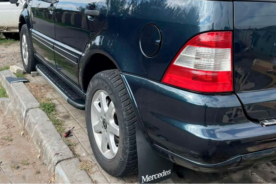 Mercedes ML W163 1997-2005 Side Steps Duru (2 pcs, Aluminum) Image