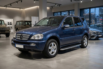 Mercedes ML W163 1997-2005 Side Steps Maydos V1 (2 pcs, Aluminum & Stainless Steel) photo 1