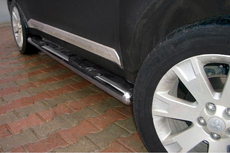 Mitsubishi Outlander 2012-2021 Side Pipes (2 pcs, Stainless Steel) Image