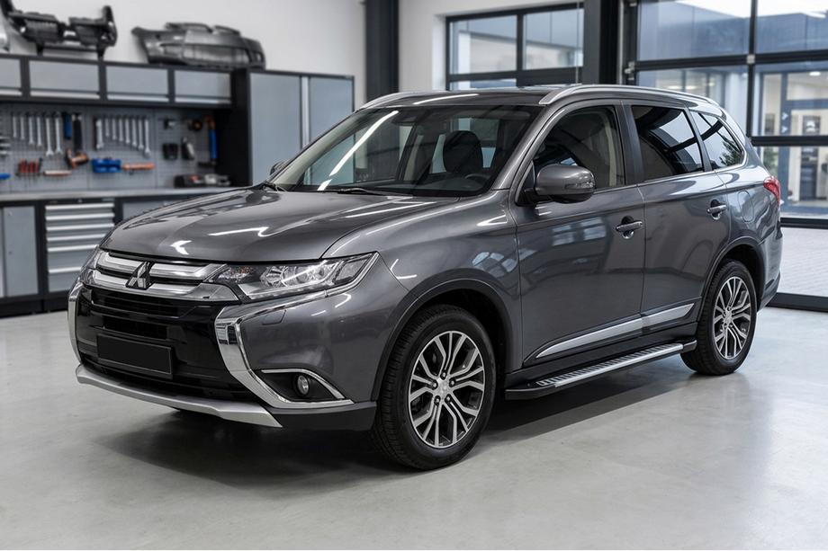 Mitsubishi Outlander 2012-2021 Side Steps Line (2 pcs, Aluminum) Image