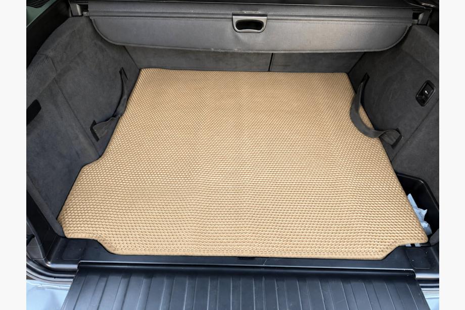 BMW X5 E70 2007-2013 Rubber Trunk Mat Carsuit (Beige) Image