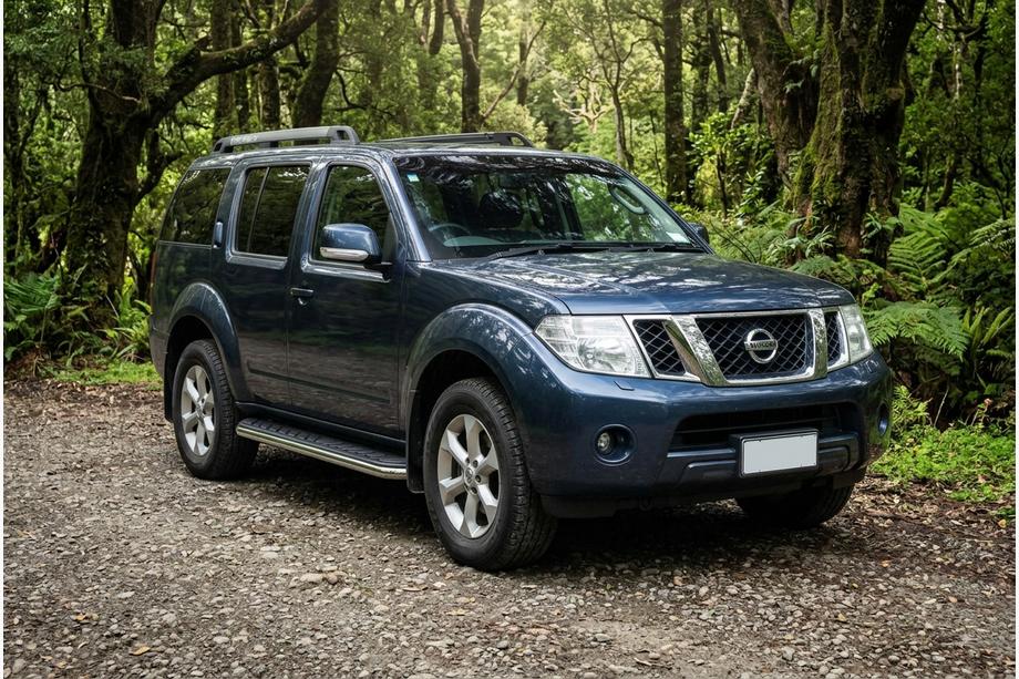 Nissan Pathfinder R51 2005-2014 Side Steps Maydos V1 (2 pcs, Aluminum & Stainless Steel) Image