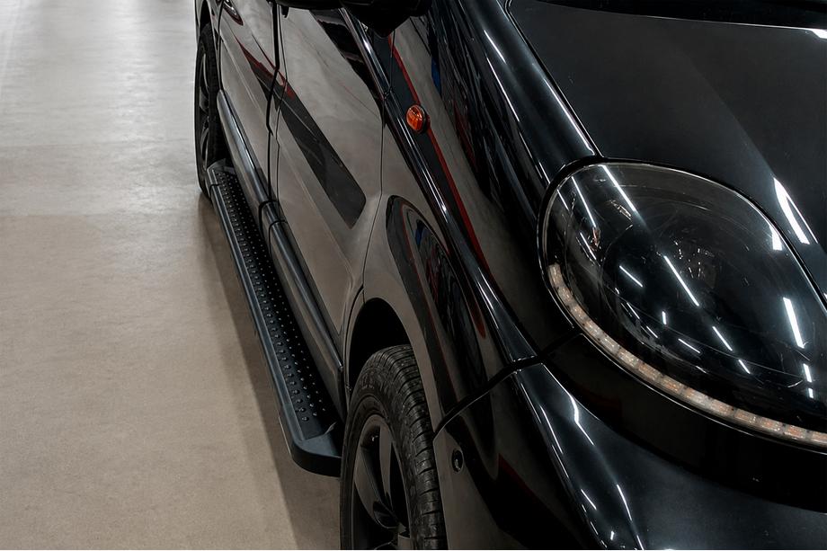 Renault Trafic 2001–2015 Side Steps Allmond Black (2 pcs, Aluminum) Long Wheelbase Photo 2