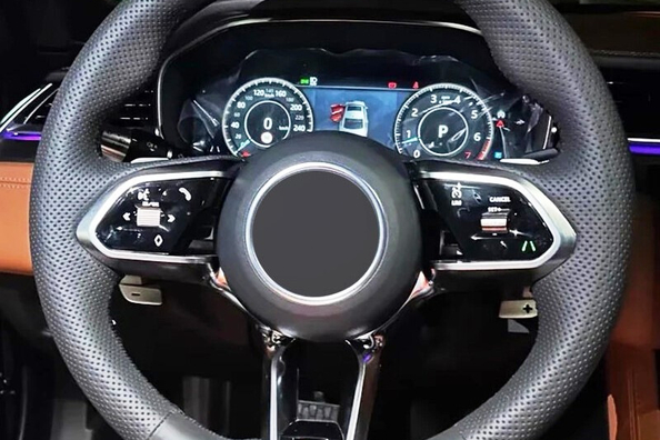 Steering Wheel Reupholstery: Alcantara, Leather or Eco-Leather – Which Is More Durable?