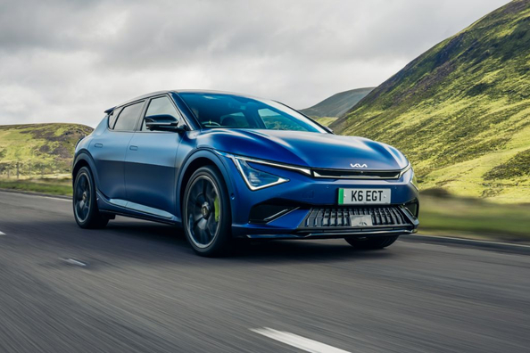 Review of the updated electric crossover Kia EV6 GT 2025