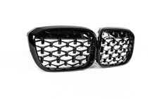BMW X4 G02 2018- Diamond Black Kidney Grilles (2018-2021, black trim) photo 4