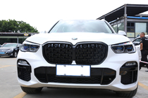 BMW X5 G05 2019–2026 Diamond Black Kidney Grilles (2018-2022, Gloss Black) photo 1