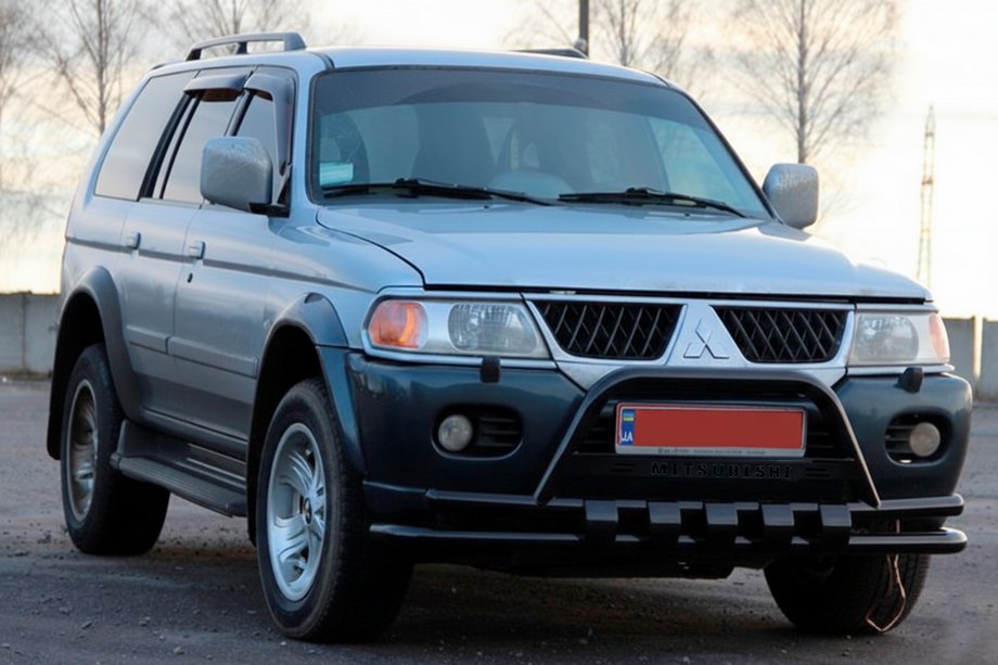 Mitsubishi Pajero Sport 1996-2007 Front Bar ST015WT Black (Stainless Steel) Photo 3