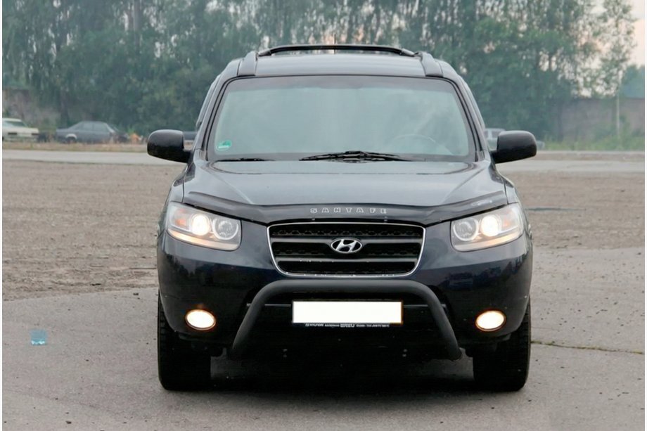 Hyundai Santa Fe 2 2006-2012 Bull Bar WT007 Black (Stainless Steel) Image