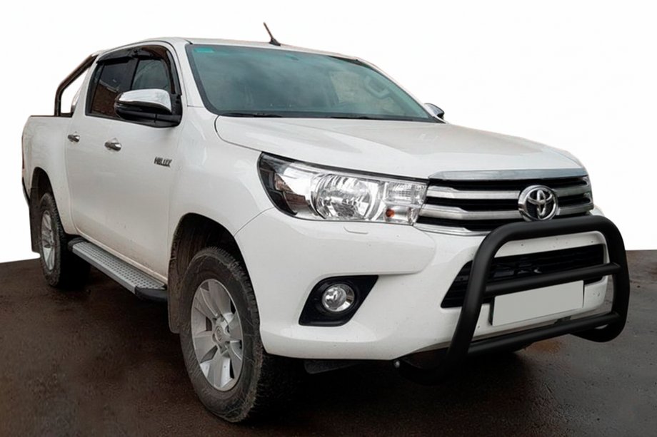 Toyota Hilux 2015- Bull Bar WT007 Black (Stainless Steel) Image