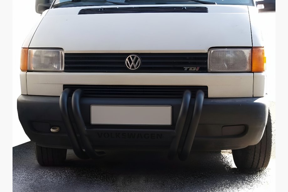 Volkswagen T4 Caravelle/Multivan 1990–2003 Bull Bar ST006 Black (Stainless Steel) Image