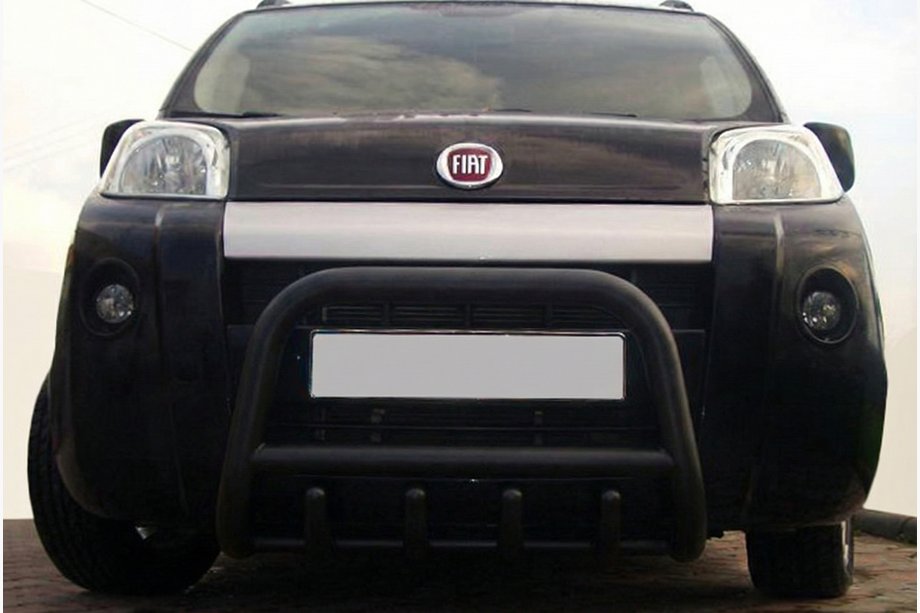 Fiat Fiorino/Qubo 2008-2024 Bull Bar QT006 Black (Stainless Steel) Photo 1