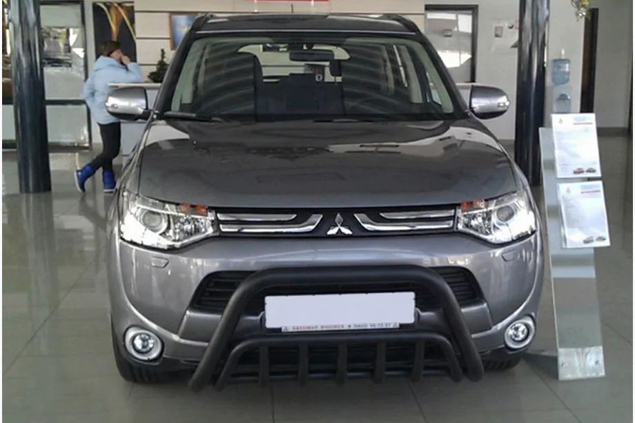 Mitsubishi Outlander 2012-2021 Bull Bar WT002 Black (Stainless Steel) Image