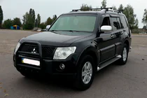 Mitsubishi Pajero Wagon III 1999-2006 Bull Bar QT007 Black (Stainless Steel) photo 2