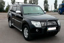 Mitsubishi Pajero Wagon III 1999-2006 Bull Bar QT007 Black (Stainless Steel) photo 1