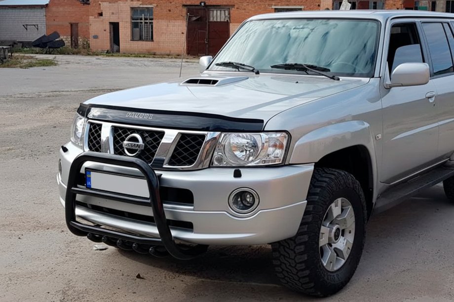 Nissan Patrol Y61 1997-2011 Bull Bar QT007 Black (Stainless Steel) Photo 2