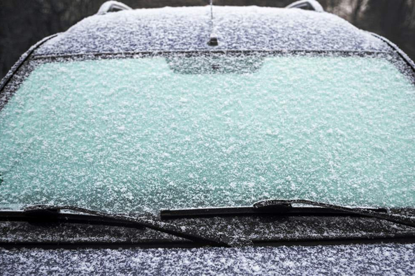 What to Do If Your Wipers Are Frozen to the Windshield: Quick and Safe Solutions