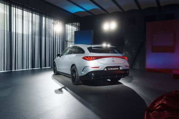 Mercedes-Benz CLA Shooting Brake 2026 Review: Electric Estate in Coupe Style Photo 4