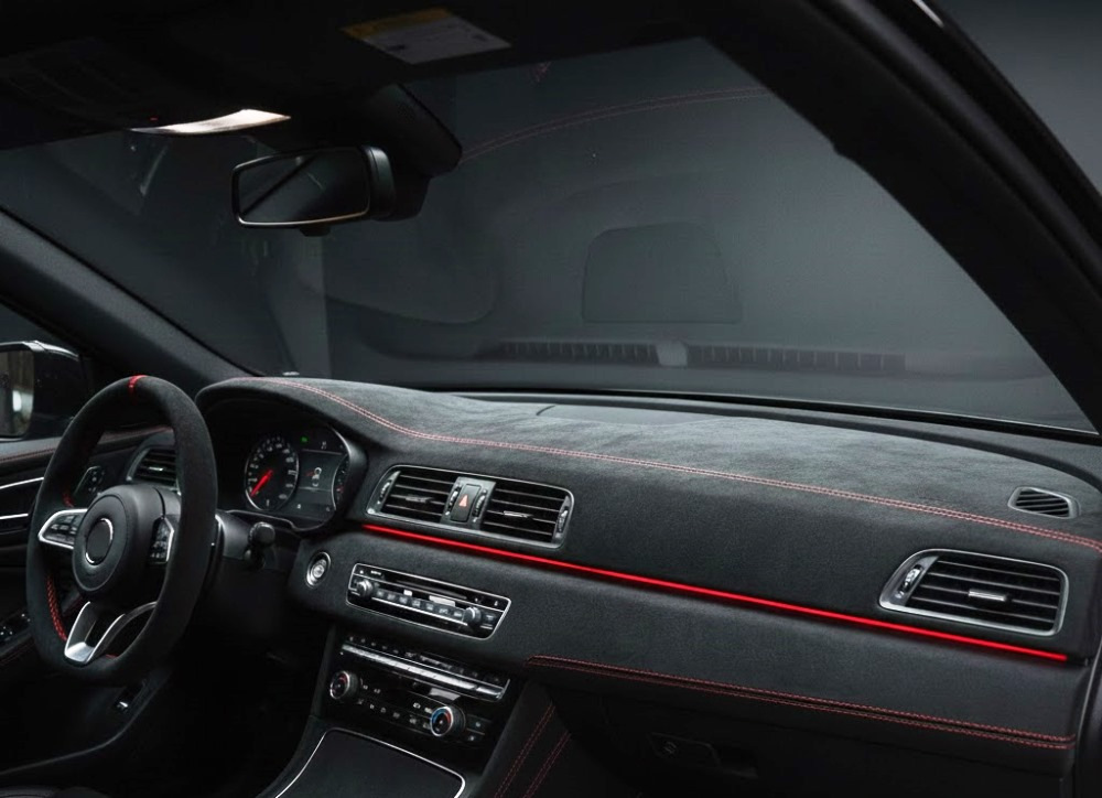 Which material to choose for dashboard retrim: leather, Alcantara or eco-leather?