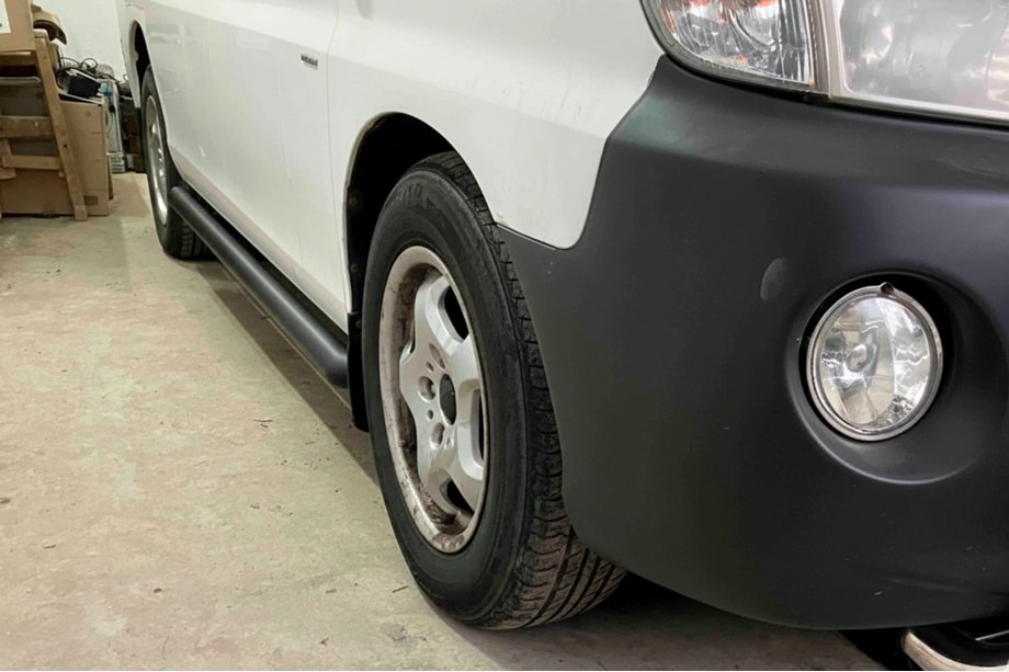 Hyundai H200, H1, Starex 1998-2007 Side Bars BB002 Black (2 pcs, Stainless Steel) Image
