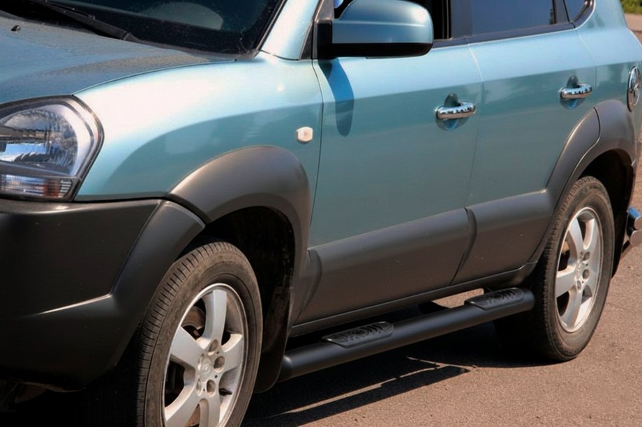 Hyundai Tucson JM 2004- Side Bars BB002 Black (2 pcs, Stainless Steel) Image