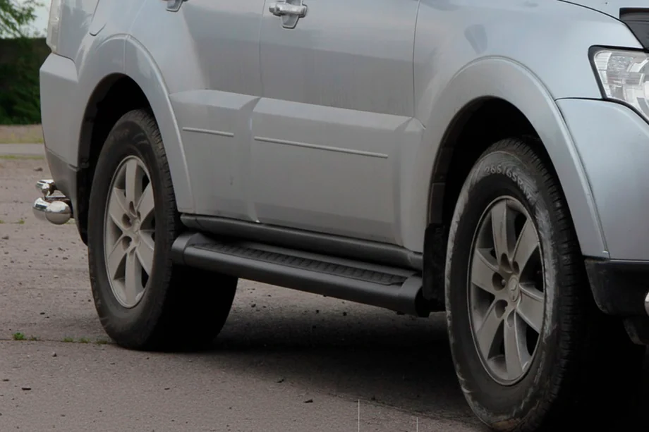 Mitsubishi Pajero Wagon III 1999-2006 Side Bars Black (2 pcs, Stainless Steel) Photo 4