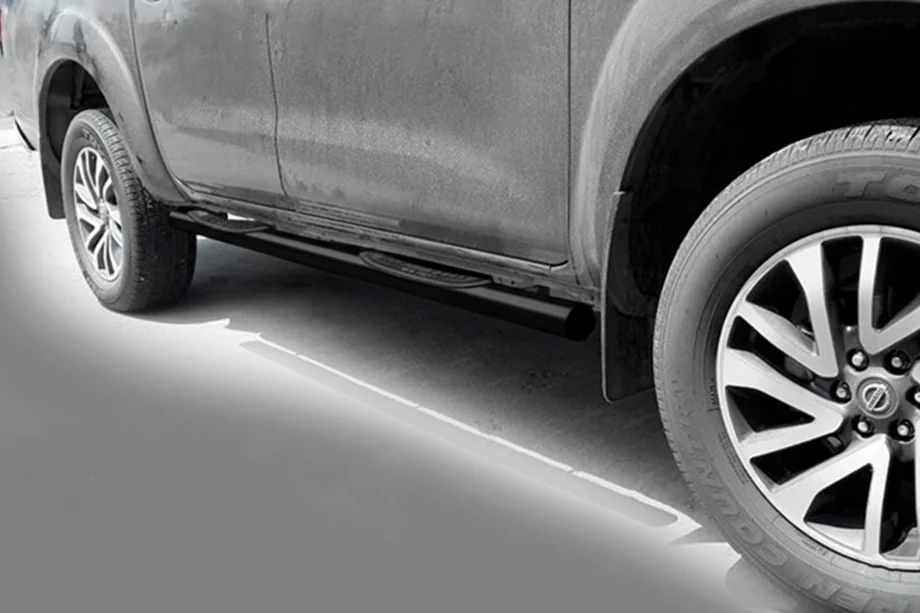 Nissan Navara/NP300 2016- Side Bars Black (2 pcs, stainless steel) Image