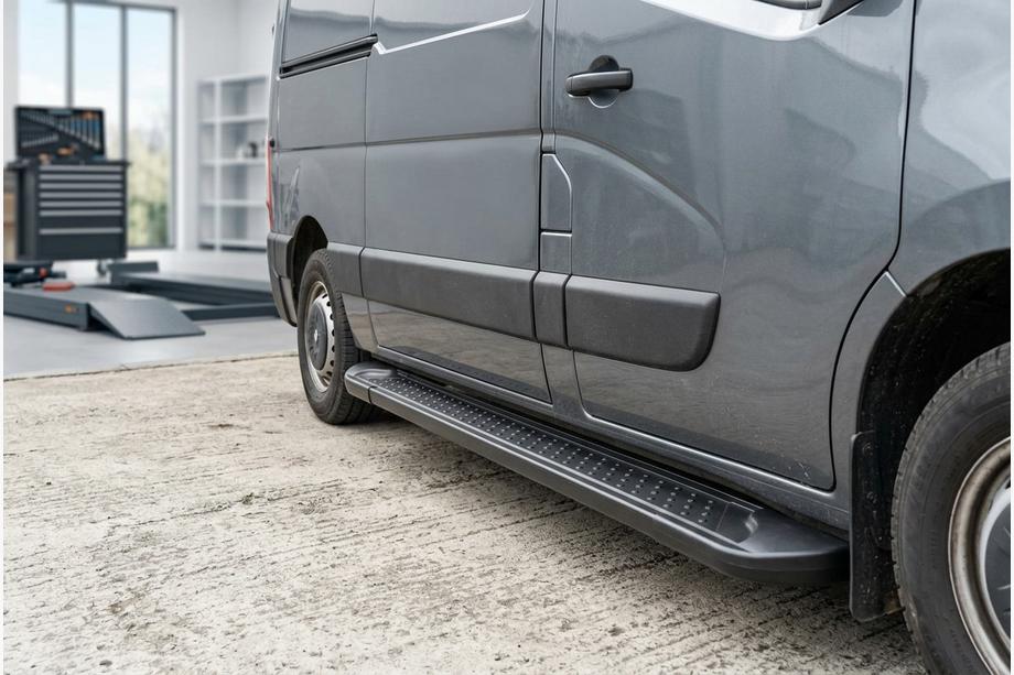 Renault Master 2011-2023 Side Steps Allmond Black (2 pcs, Aluminum) Image