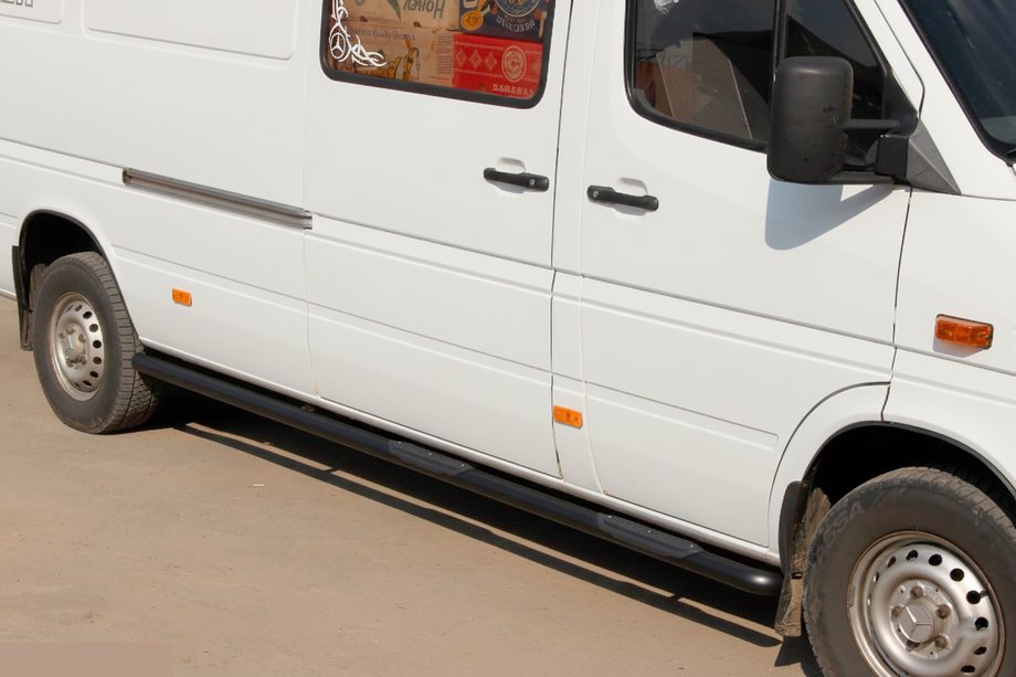 Mercedes Sprinter W901/902/903/904/905 1995–2006 Side Bars Black (2 pcs, Stainless Steel) Long wheelbase, Ø70 Image