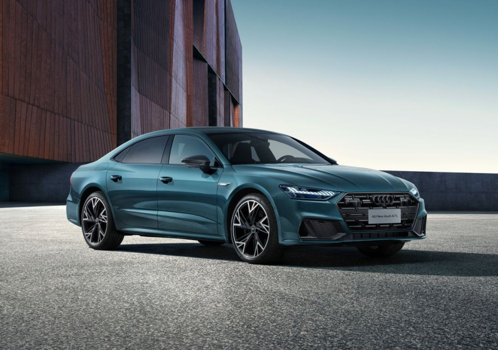 Audi A7L Sedan 2025 Review: Premium Sedan with Extended Wheelbase