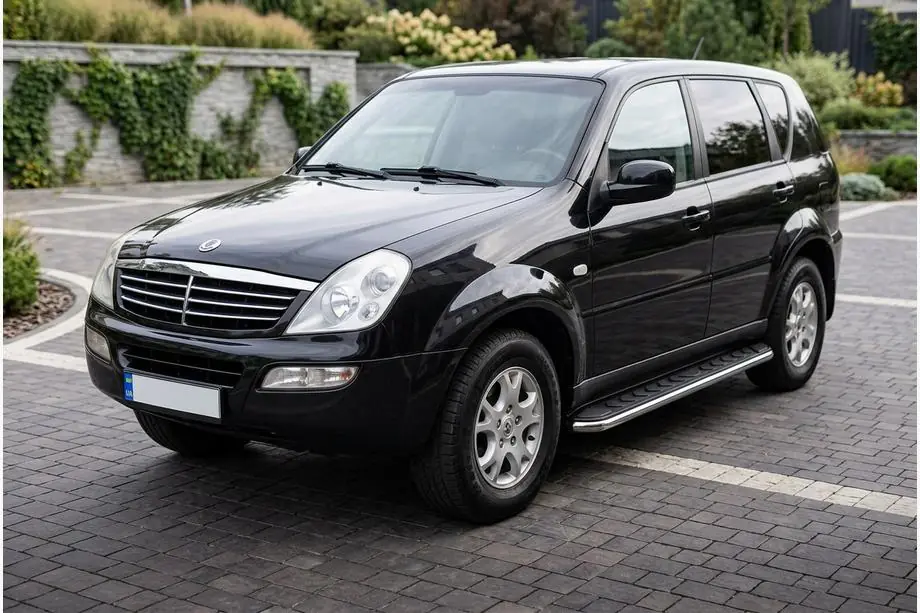 SsangYong Rexton I 2001-2017 Side Steps Maydos V1 (2 pcs, Aluminum & Stainless Steel) Image