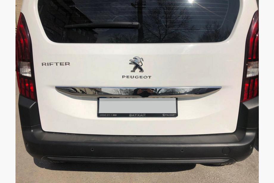 Peugeot Partner/Rifter 2019- Discounted Stainless Steel Trim Above License Plate Image