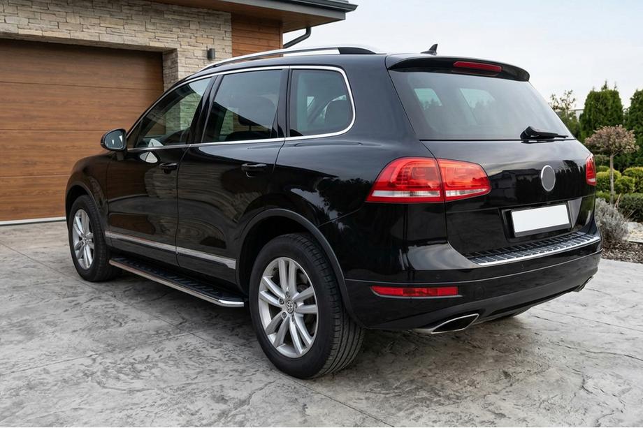 Volkswagen Touareg 2010-2018 Side Steps Maydos V1 (2 pcs, Aluminum & Stainless Steel) Image